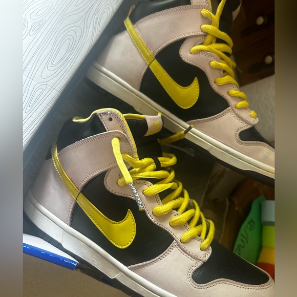 Wall decor/legitimate Skateboard Decks-All Nike sb box colors available. - Picture 3 of 5